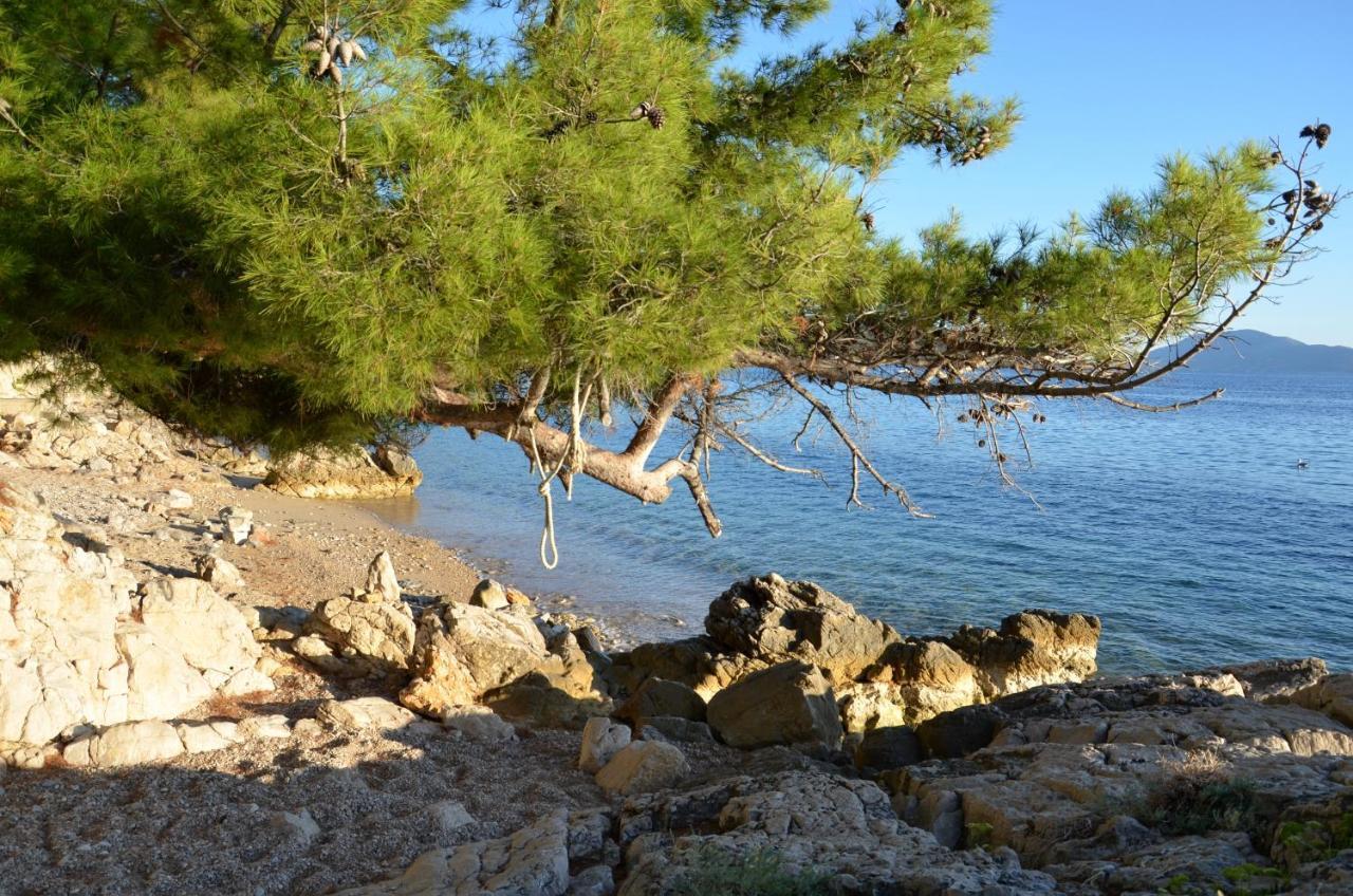Apartments Martamare Martinšćica Zewnętrze zdjęcie