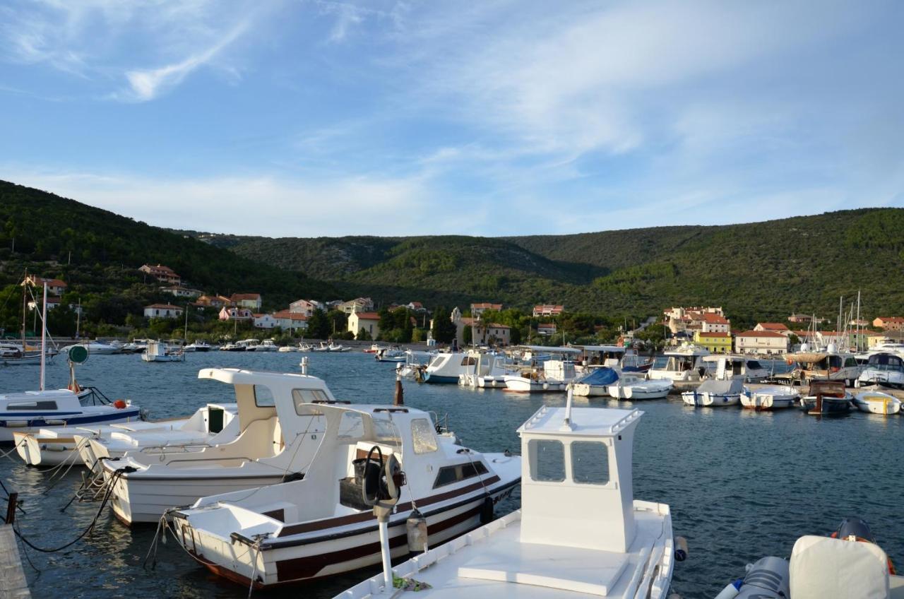 Apartments Martamare Martinšćica Zewnętrze zdjęcie
